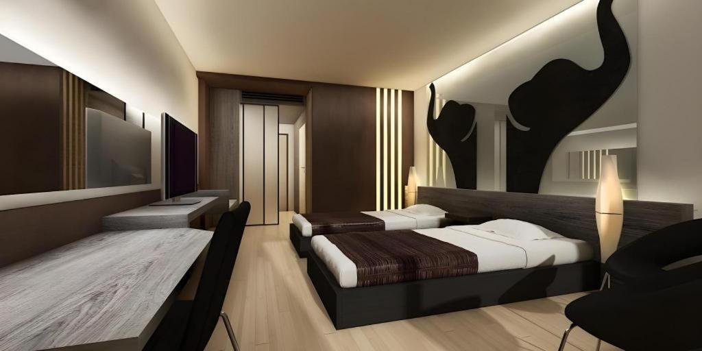 Alvarez Hotel Buriram Exterior photo
